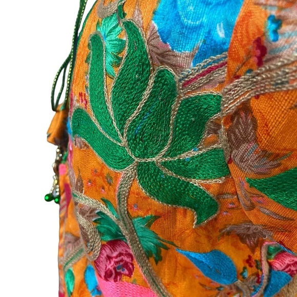 Beautiful Indian Orange Floral Embroidered Kurta - Picture 14 of 16